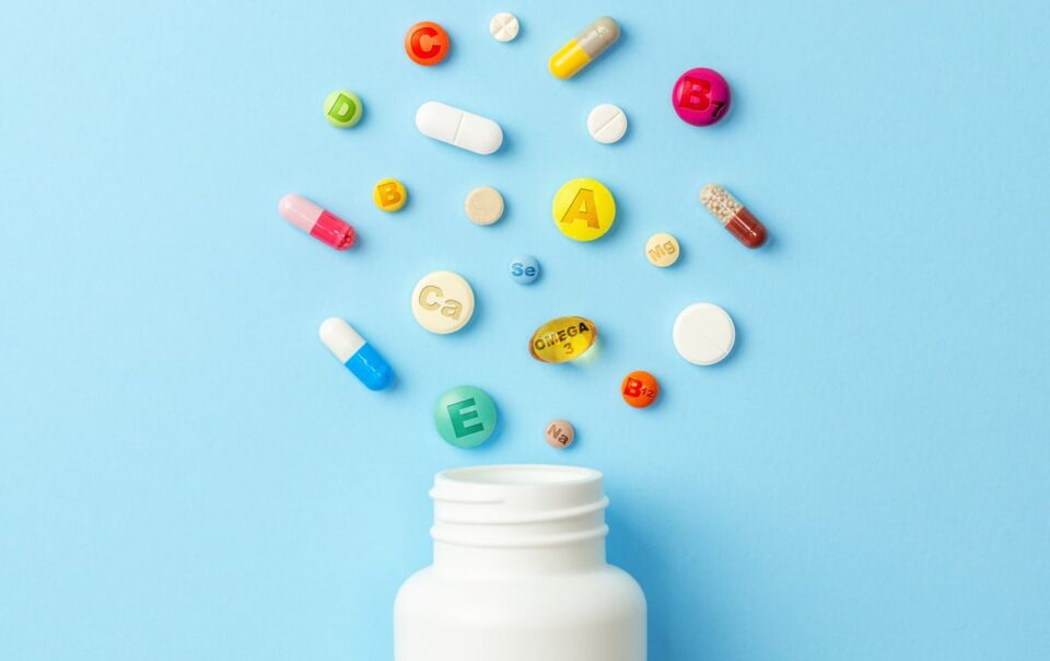 should-you-take-multivitamins-daily?-knowing-the-nuances:-healthifyme