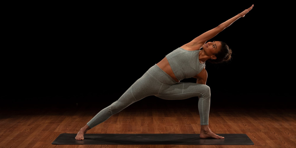 how-to-do-extended-side-angle-pose-in-yoga