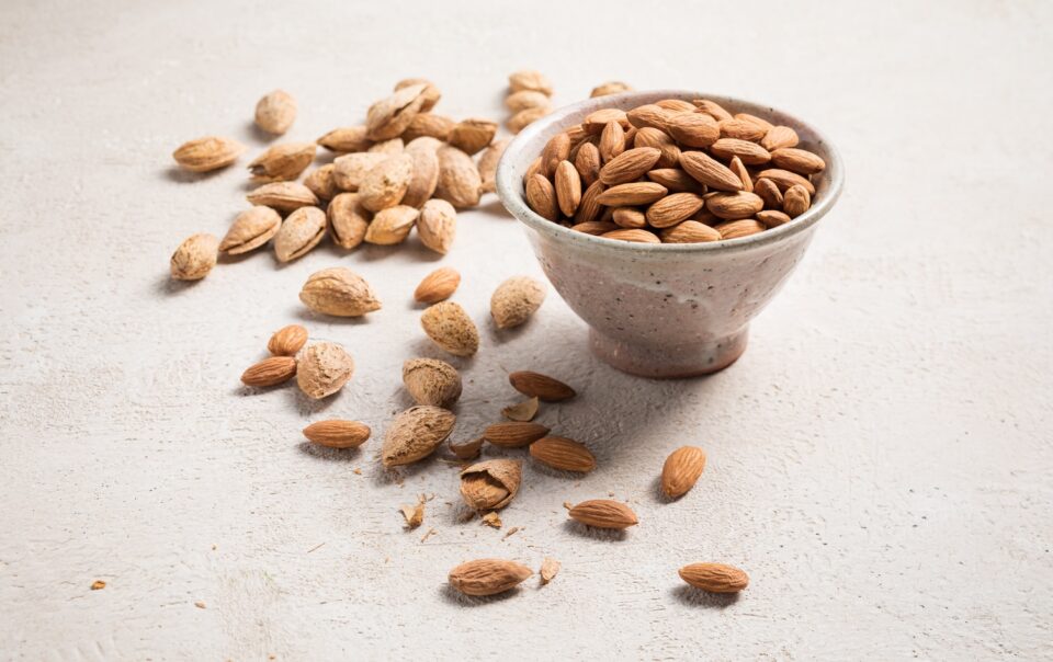 know-how-almonds-promote-muscle-recovery-and-reduce-fatigue-from-exercise-–-blog-–-healthifyme